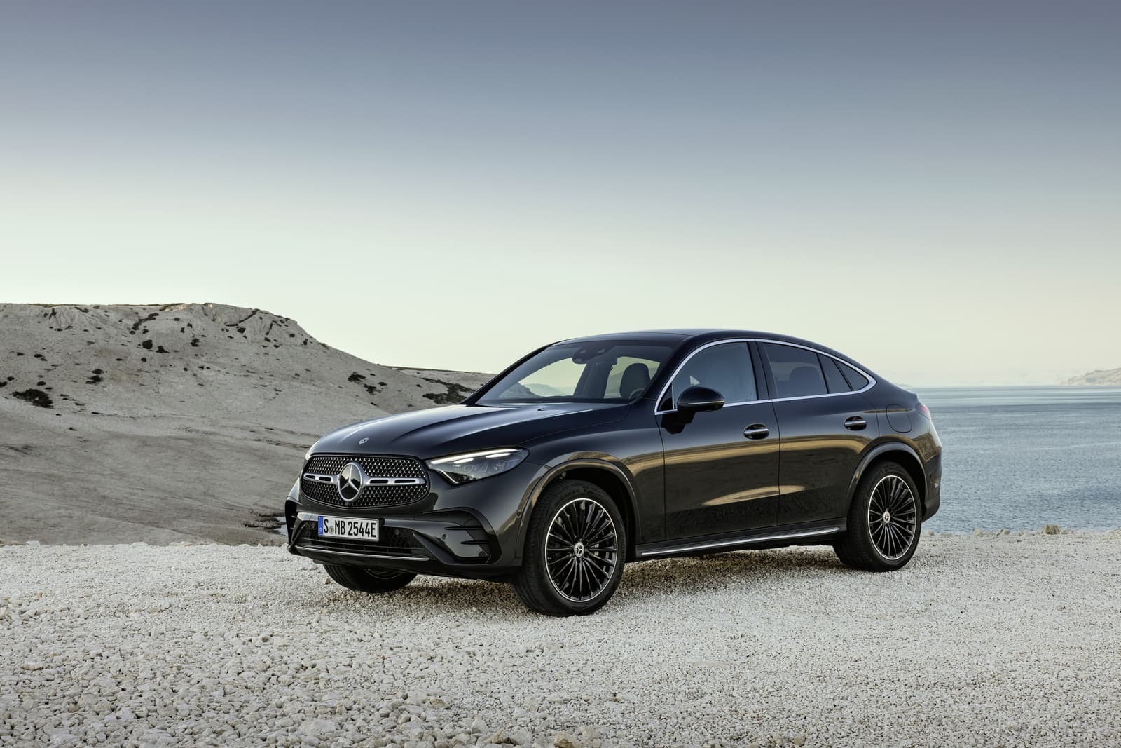 2026 Mercedes-Benz GLC Coupe PHEV: Up to 376 hp, 128 km WLTP EV Range