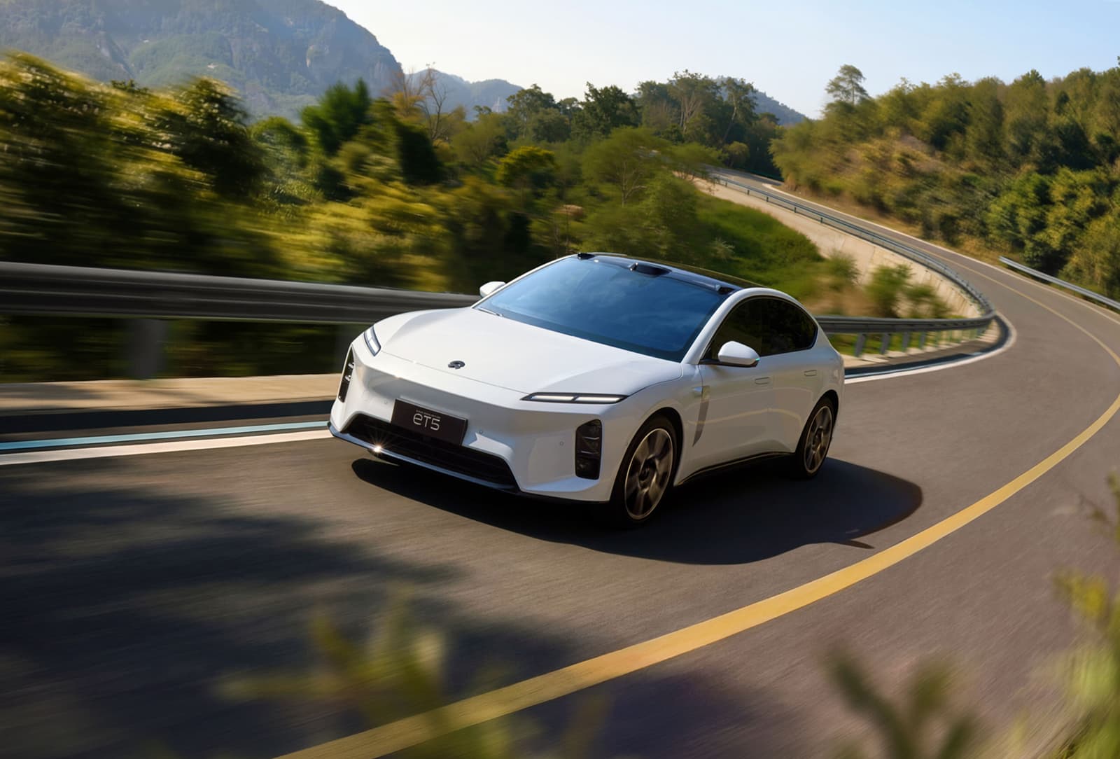 2026 NIO ET5: 360 kW AWD Sedan, 456-590 km WLTP, From DKK 349,900