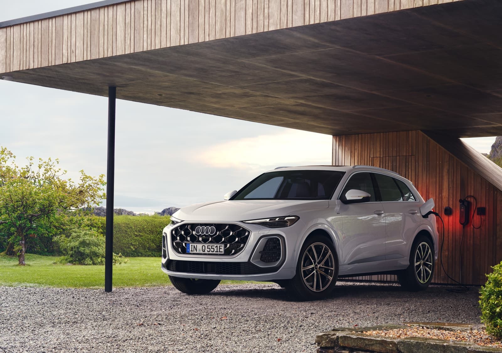 2027 Audi Q5 e-hybrid: 220-270 kW PHEV, Up to 107 km EV, From EUR 65,500