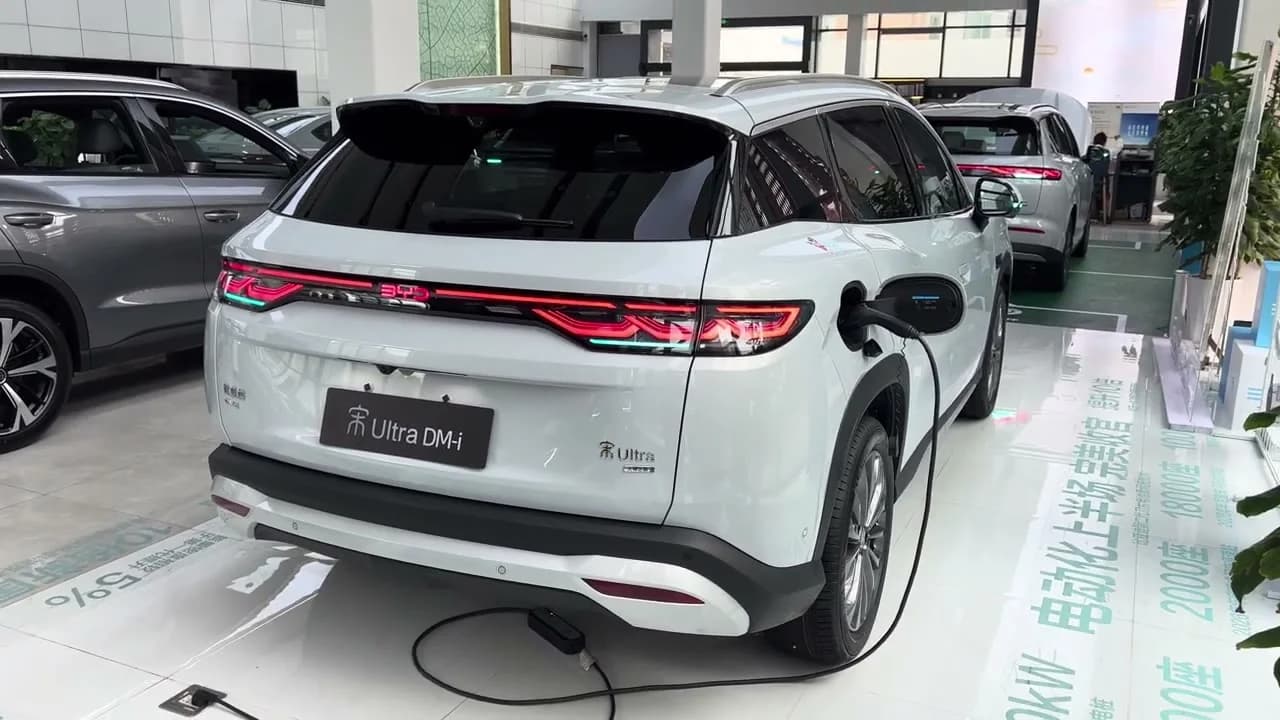 2026 BYD Song Ultra DM-i: 1,845 km Combined Range SUV From $19,200 - View 2