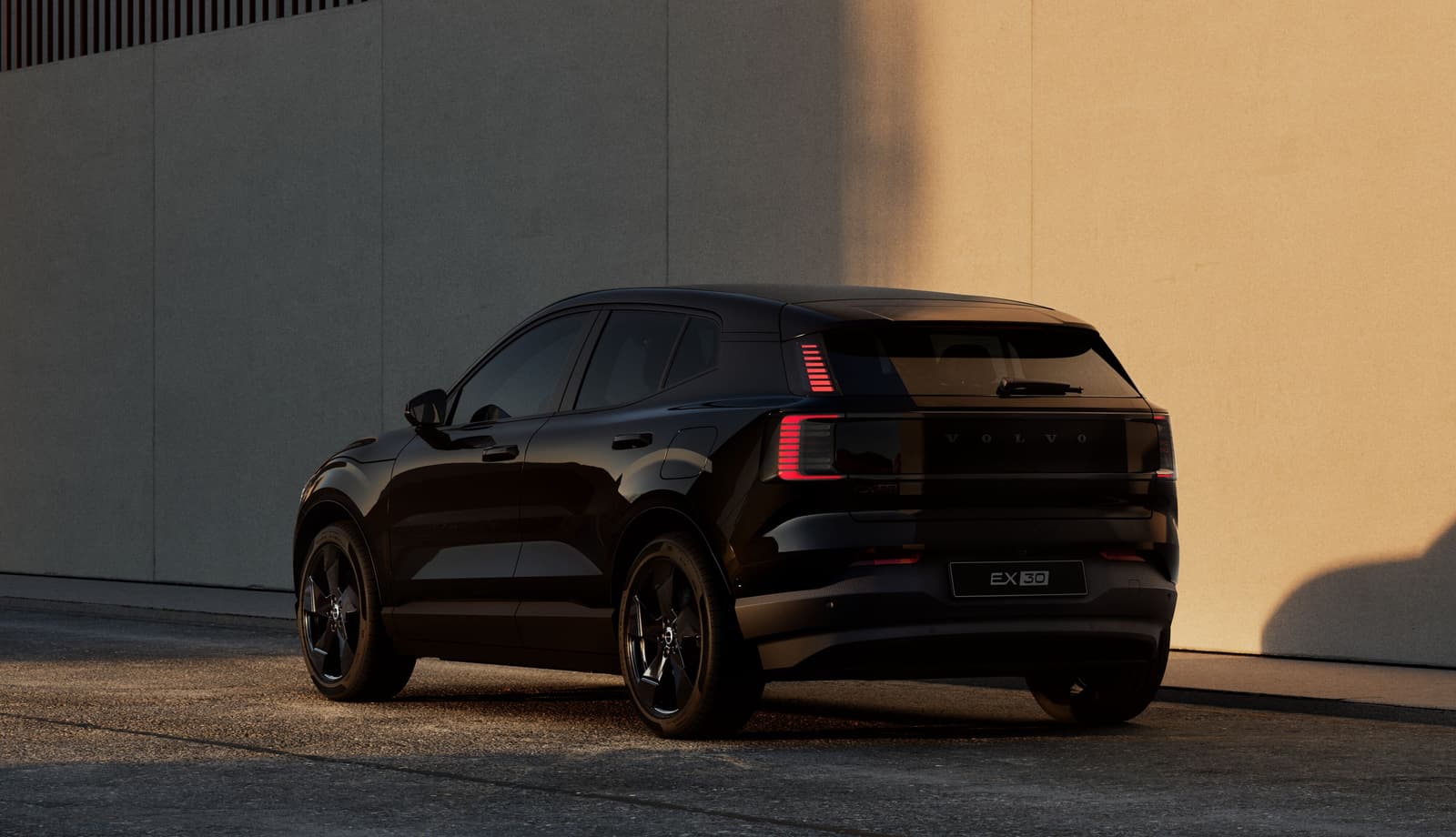 2027 Volvo EX30: New P3 From EUR 34,990, Up to 475 km WLTP - View 2