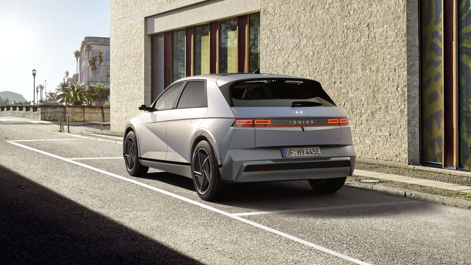 2027 Hyundai Ioniq 5: Up to 570 km WLTP, 260 kW Charging, From EUR 45,750 - View 2