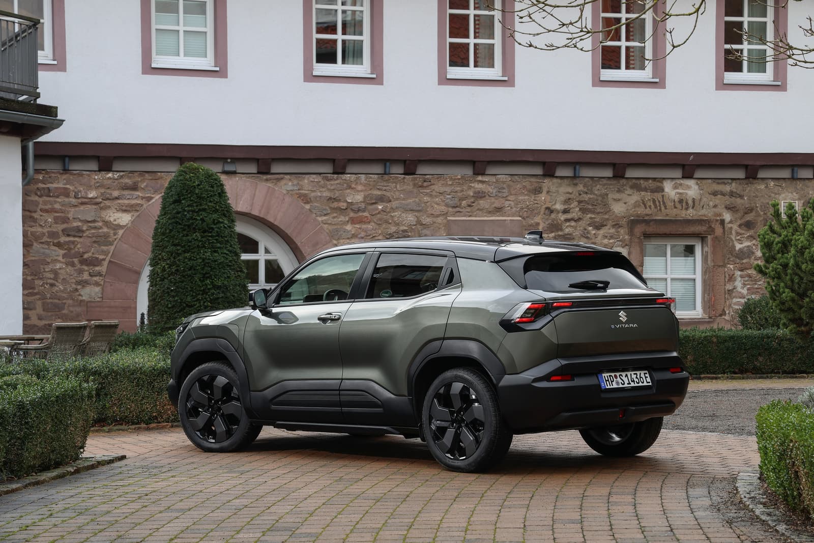 2026 Suzuki e Vitara: Up to 426 km WLTP, 70 kW DC, From £24,999 - View 2