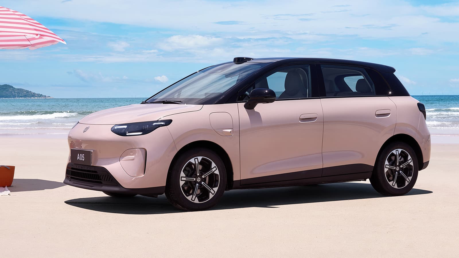 2026 Leapmotor A05 (B03): Compact Hatchback Claims Up to 510 km Range - View 2