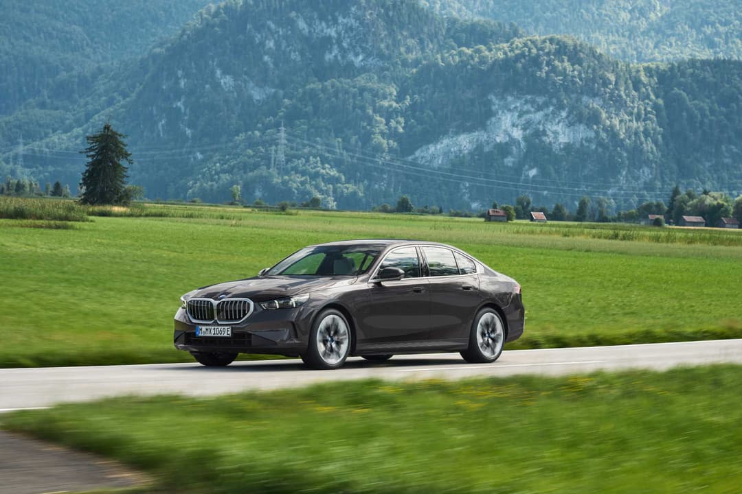 2027 BMW 530e and 550e xDrive: Up to 483 hp, 103 km EV, From EUR 66,700