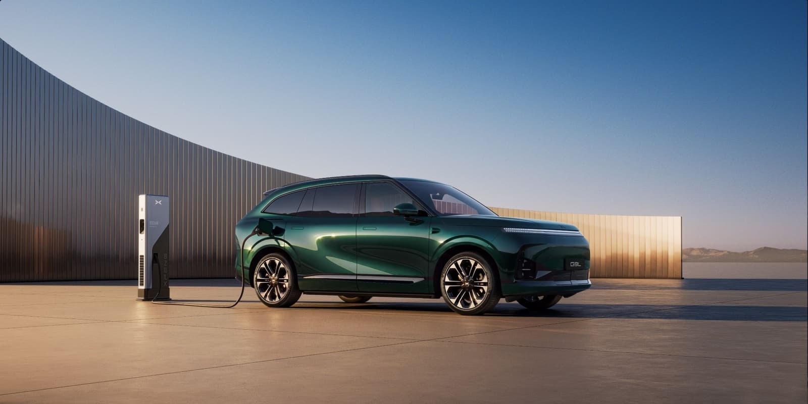 2026 XPeng G9L Review: Quiet, Roomy and Soft, but Loose Above 80 km/h - View 3