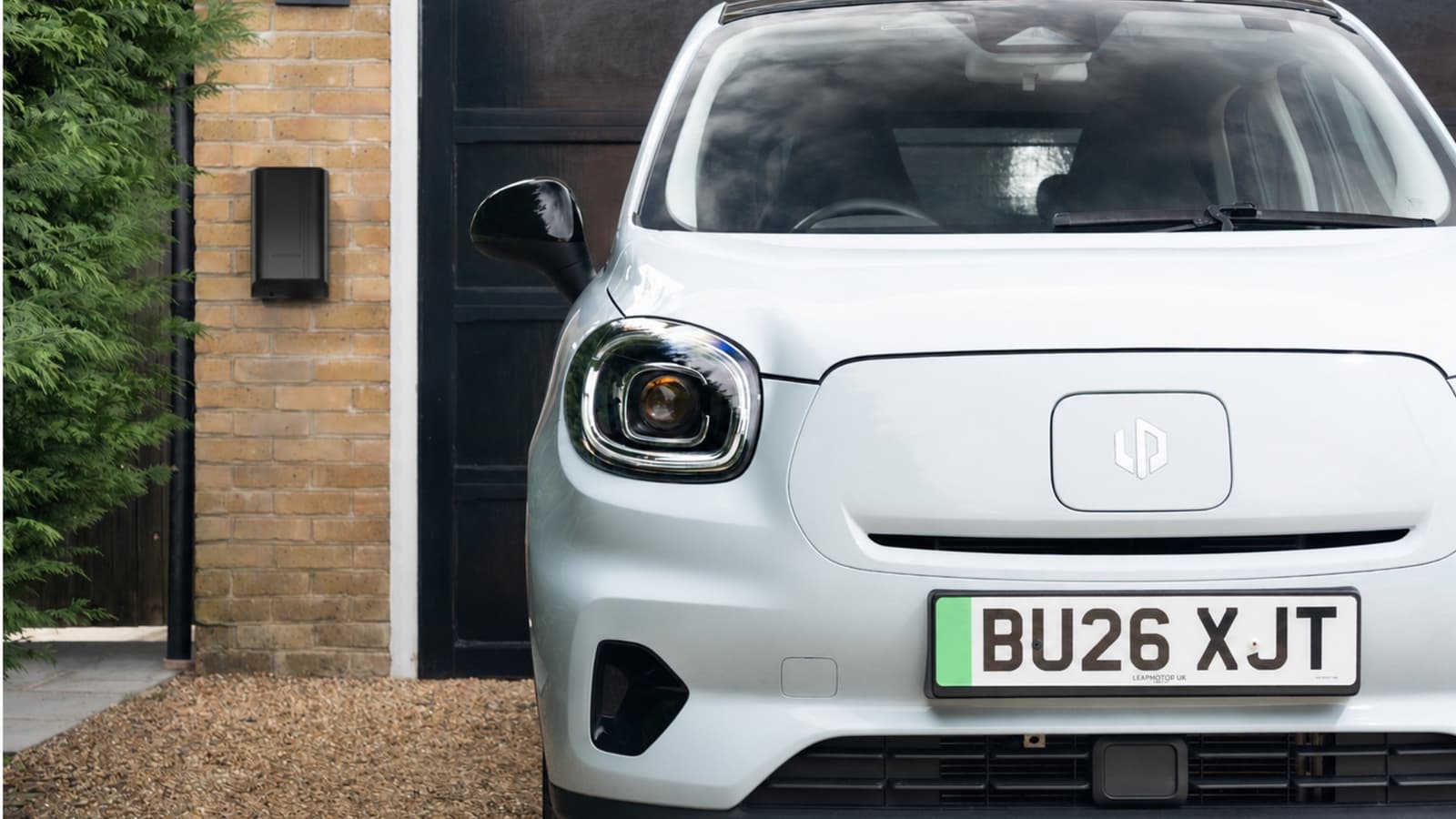 2026 Leapmotor T03: 275 km WLTP City EV, GBP 13,795 After UK Grant - View 3