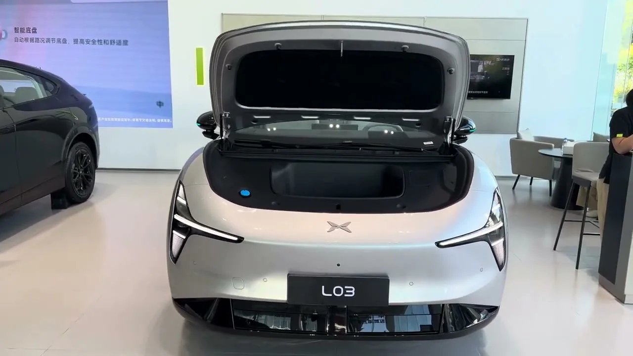 2026 XPeng Mona L03 REV: 1,330 km Range SUV From $21,200 - View 3