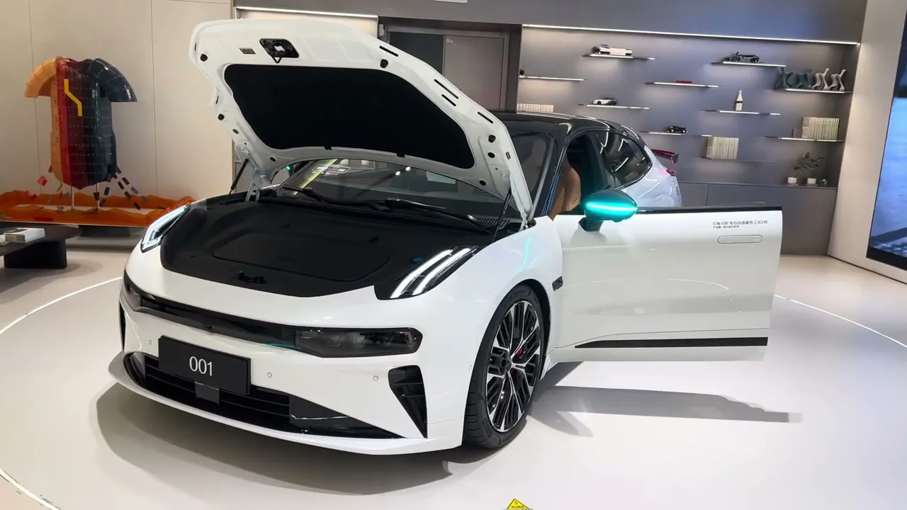 2026 ZEEKR 001 Anniversary Edition: 912 HP Shooting Brake Hits 100 km/h in 2.91s - View 3