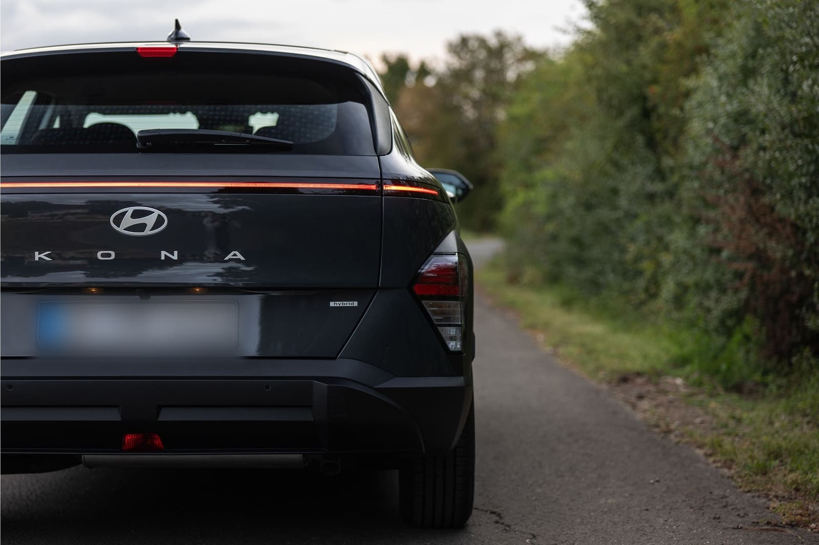 2026 Hyundai Kona Hybrid: 138 PS Full Hybrid, 4.6 L/100 km, From EUR 33,450 - View 3