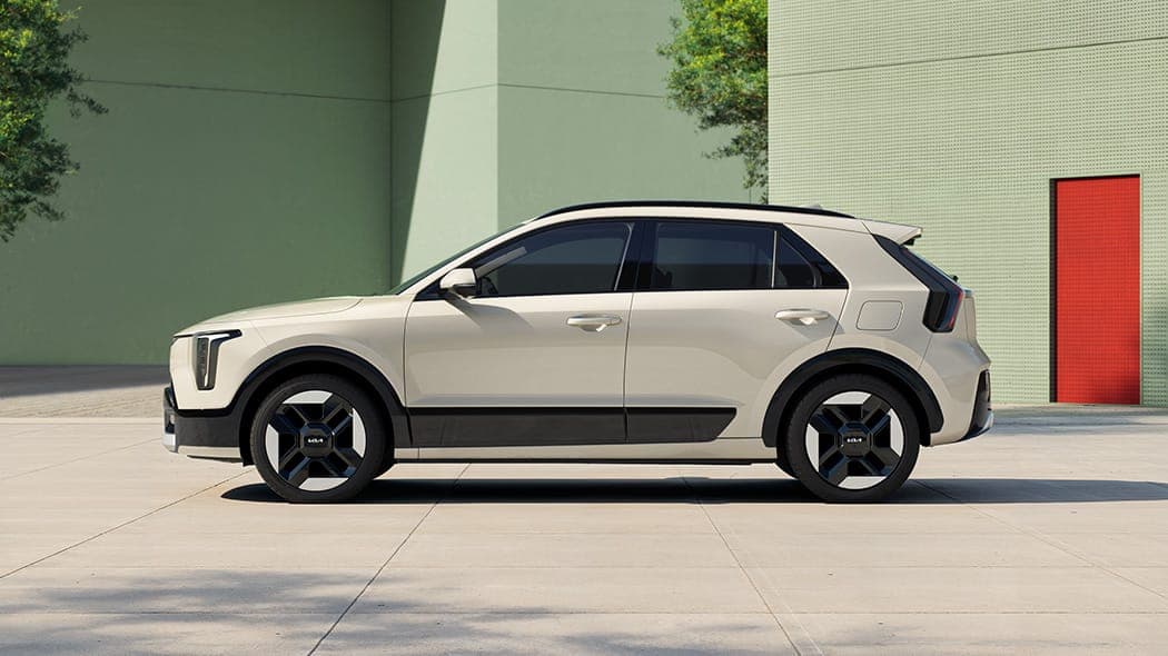 2027 Kia Niro Hybrid: 139 hp, 50 mpg Combined, From $29,890 - View 3
