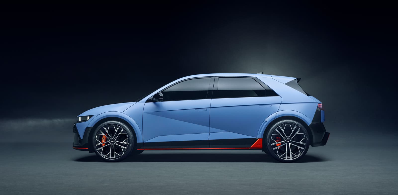 2026 Hyundai Ioniq 5 N: 641 hp, Now $59,900 After a $6,300 US Price Cut - View 3