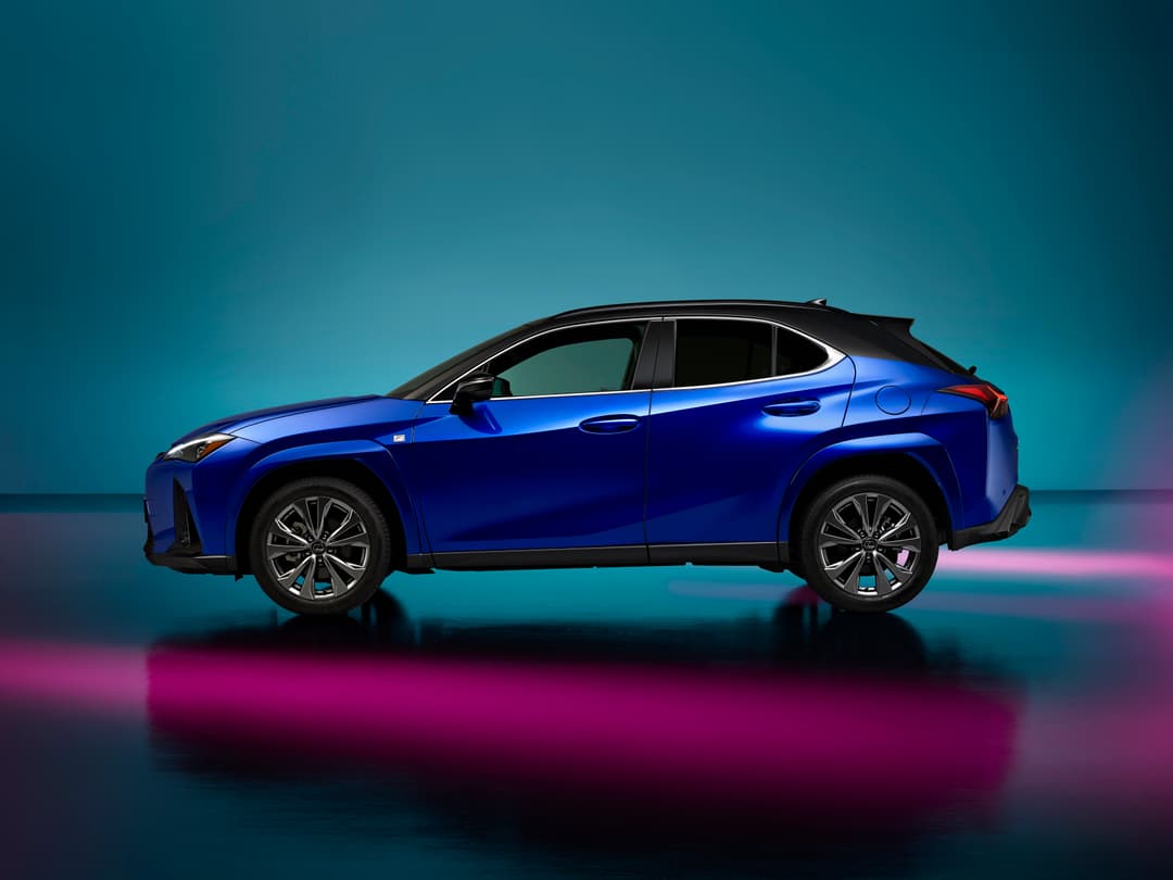 2026 Lexus UX 300h: 196 hp Full Hybrid, Production Ends February 2027