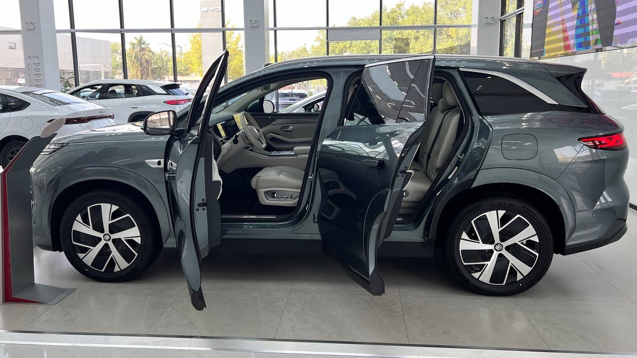 BYD Tang