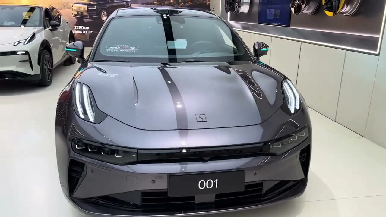 2026 Zeekr 001 Upgraded: 900V Architecture, 810 km Range, 7-Minute Charging, From $37,900