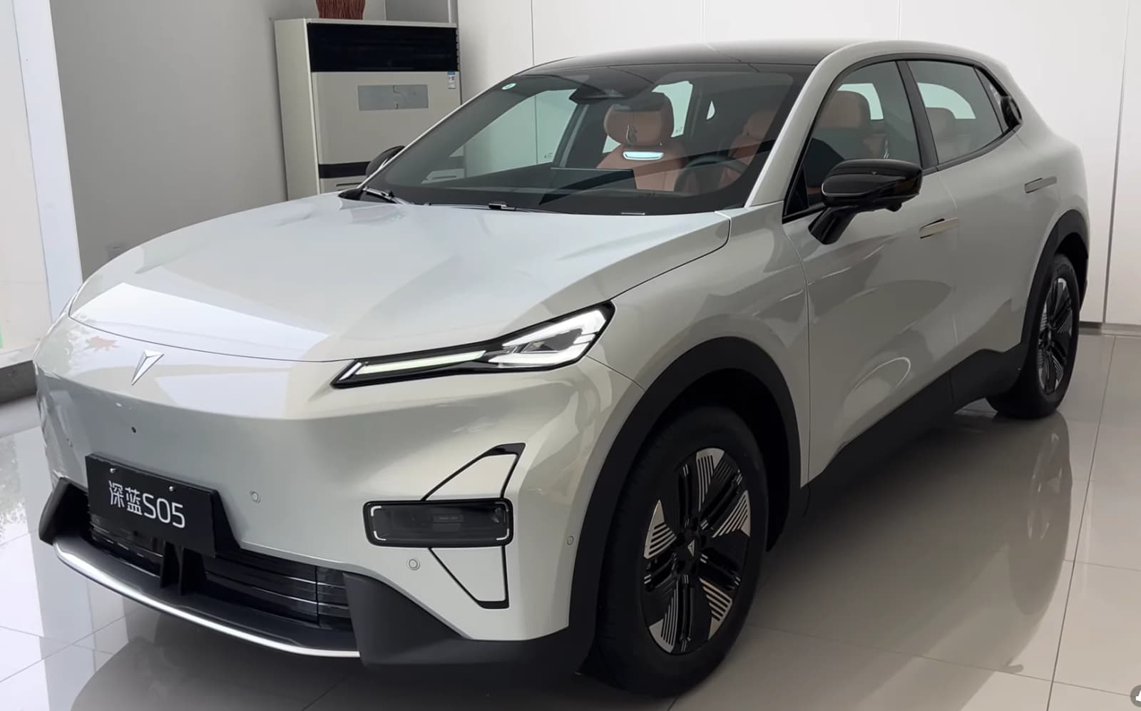 2026 Deepal S05 EV: 620 km Range & 159L Frunk for $16,400