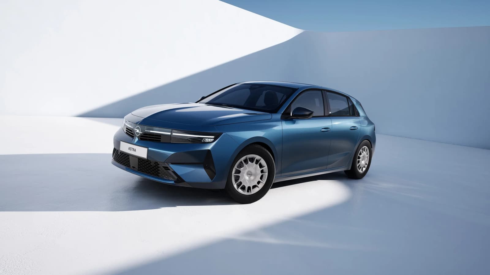 2026 Opel Astra Electric: Up to 454 km WLTP, From EUR 36,490 With New Start Trim