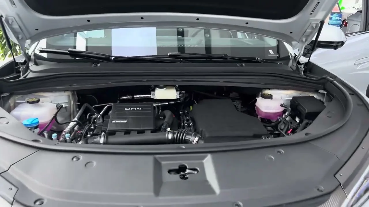 2026 BYD Song Ultra DM-i: 1,845 km Combined Range SUV From $19,200