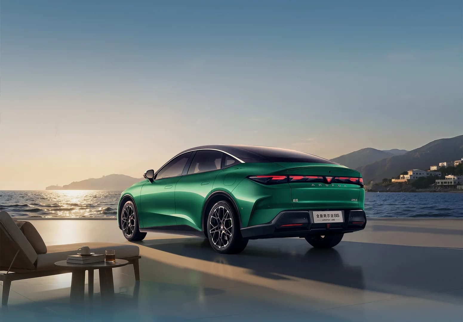 2026 Arcfox Alpha S5: EREV Joins the Sedan, AWD Hits 100 km/h in 3.7 s