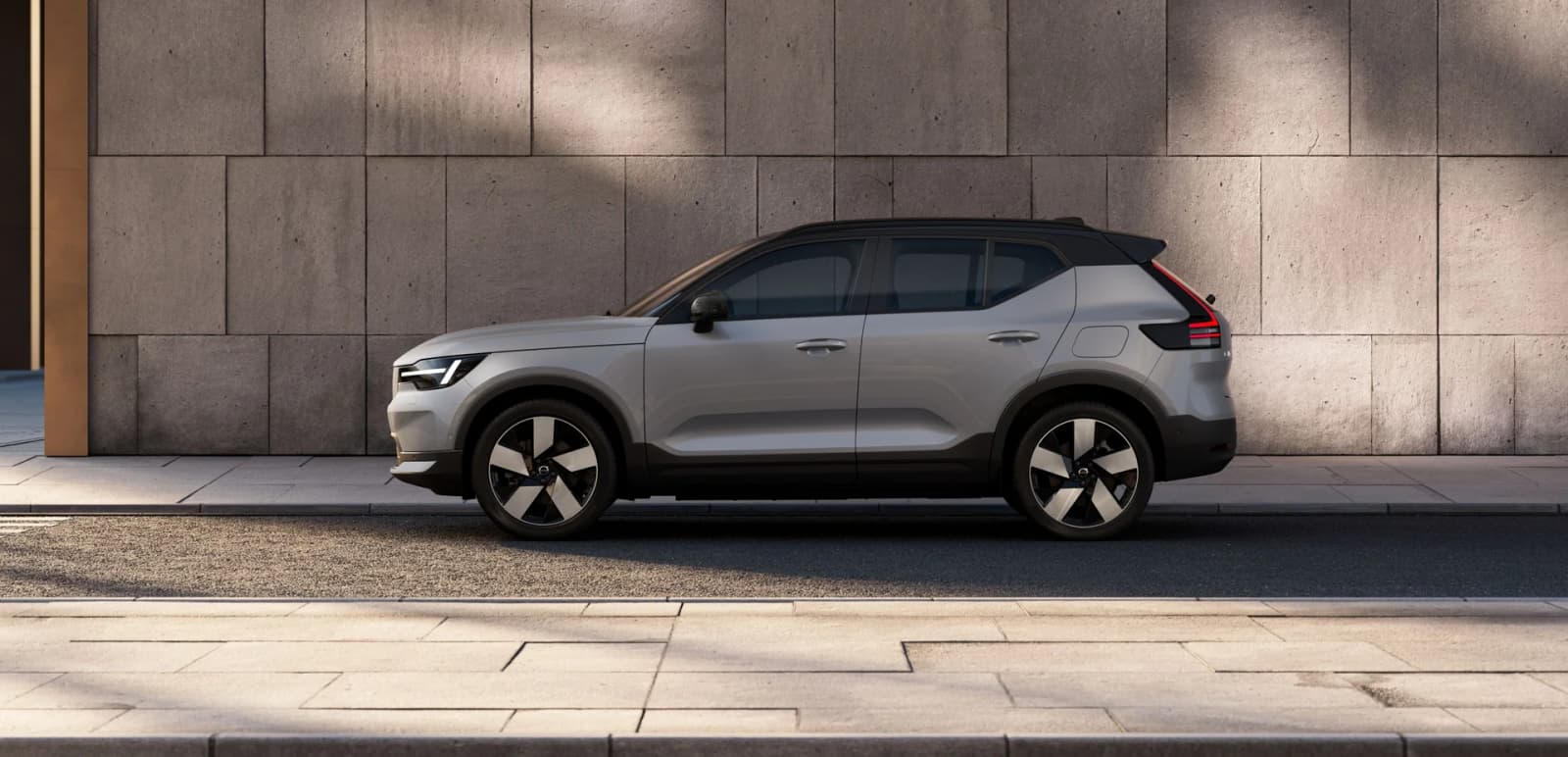2027 Volvo EX40 Facelift: Up to 436 hp, 573 km WLTP, From EUR 47,490