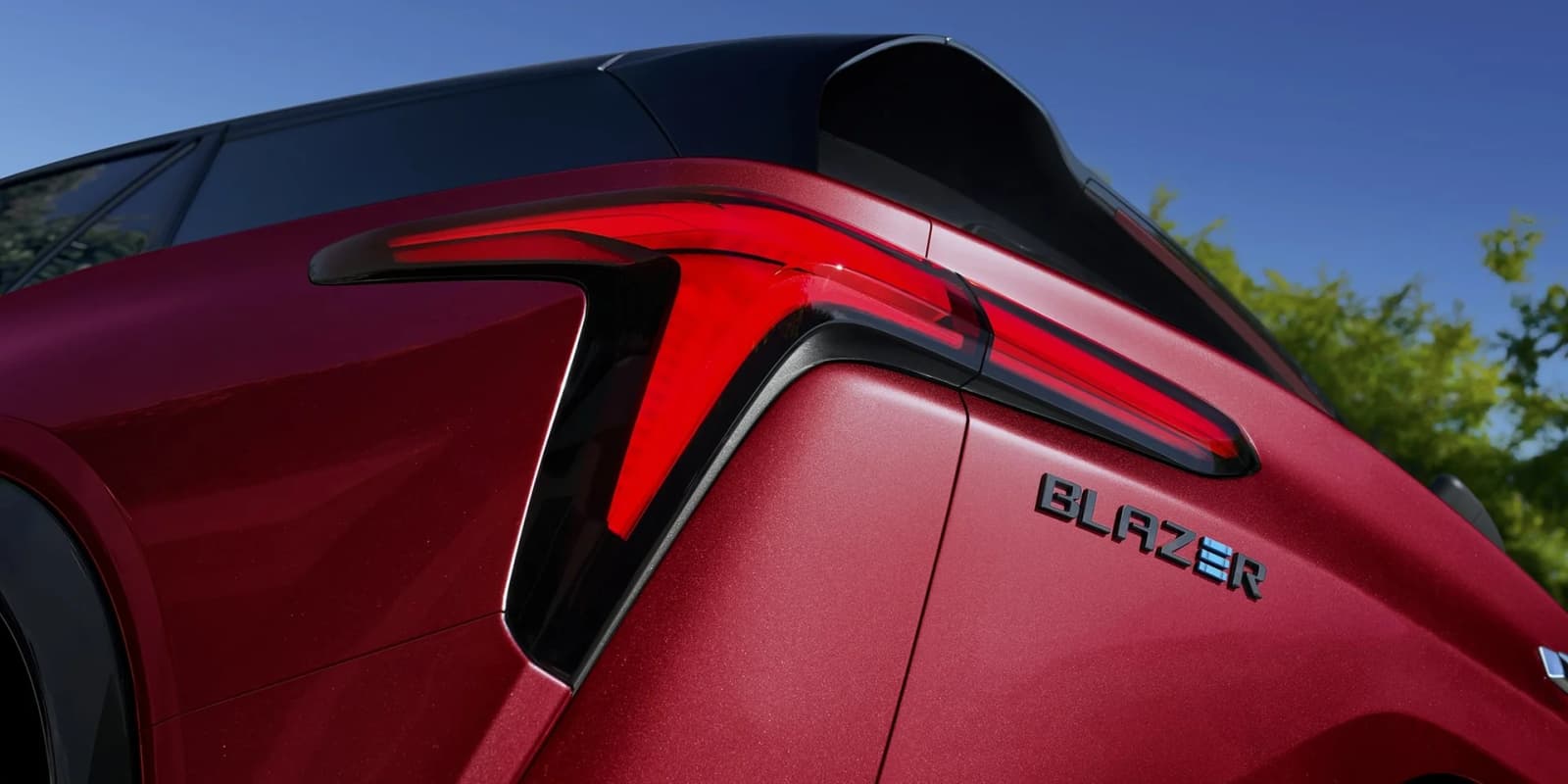 2027 Chevrolet Blazer EV: Standard NACS Port, 312 Mi EPA, SS 615 hp