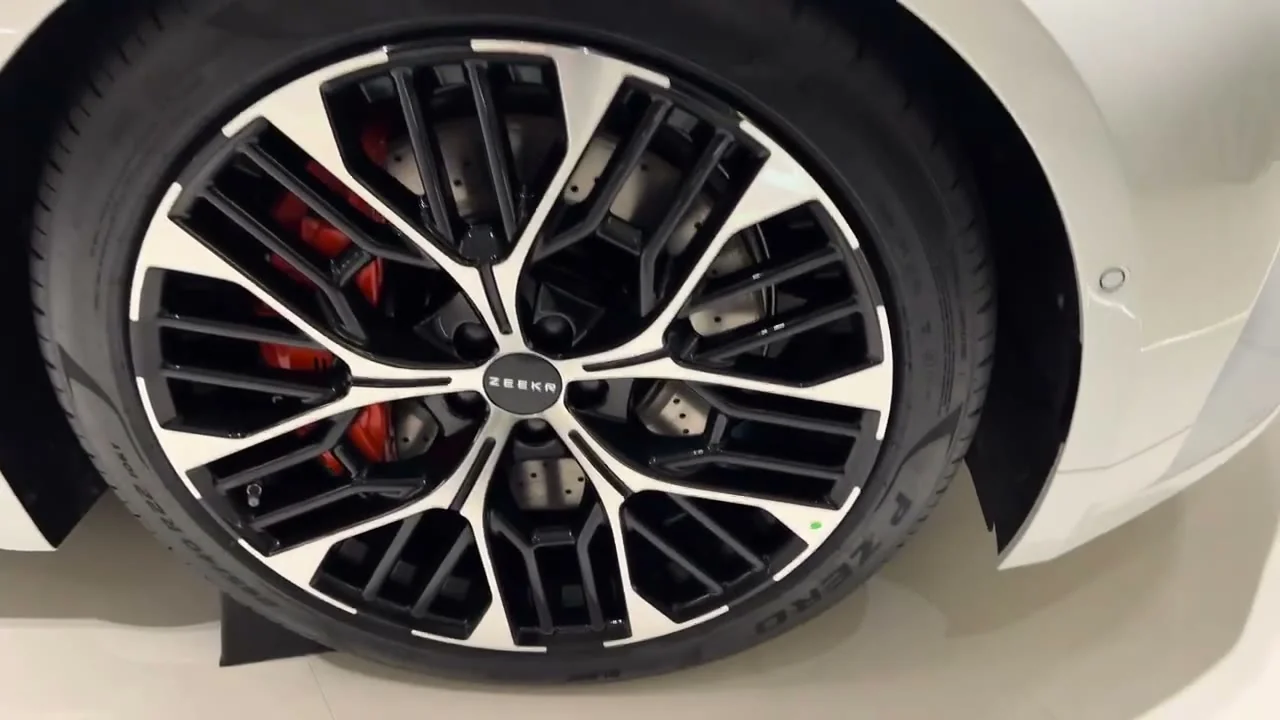 2026 ZEEKR 001 Anniversary Edition: 912 HP Shooting Brake Hits 100 km/h in 2.91s