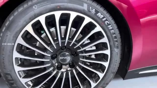 2026 BYD Seal 08 PHEV: Flagship Sedan With Up to 1,660 km Range From ~$29,400