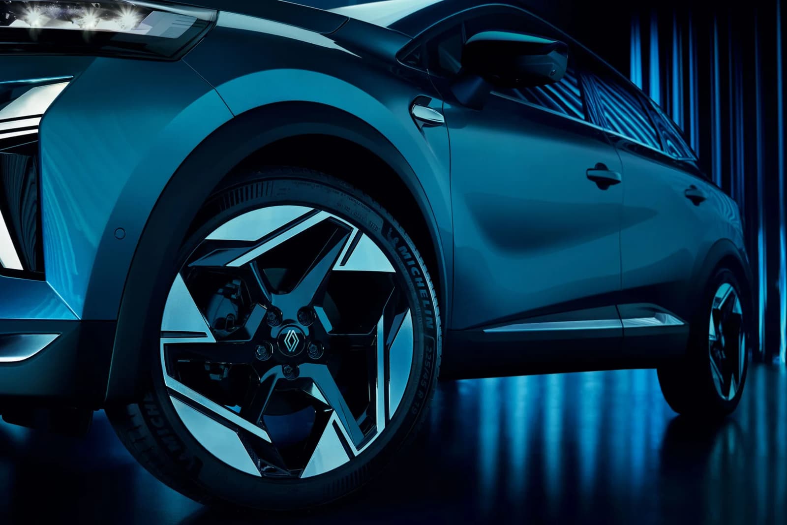 2026 Renault Symbioz E-Tech 160: Full Hybrid From EUR 34,400 in France