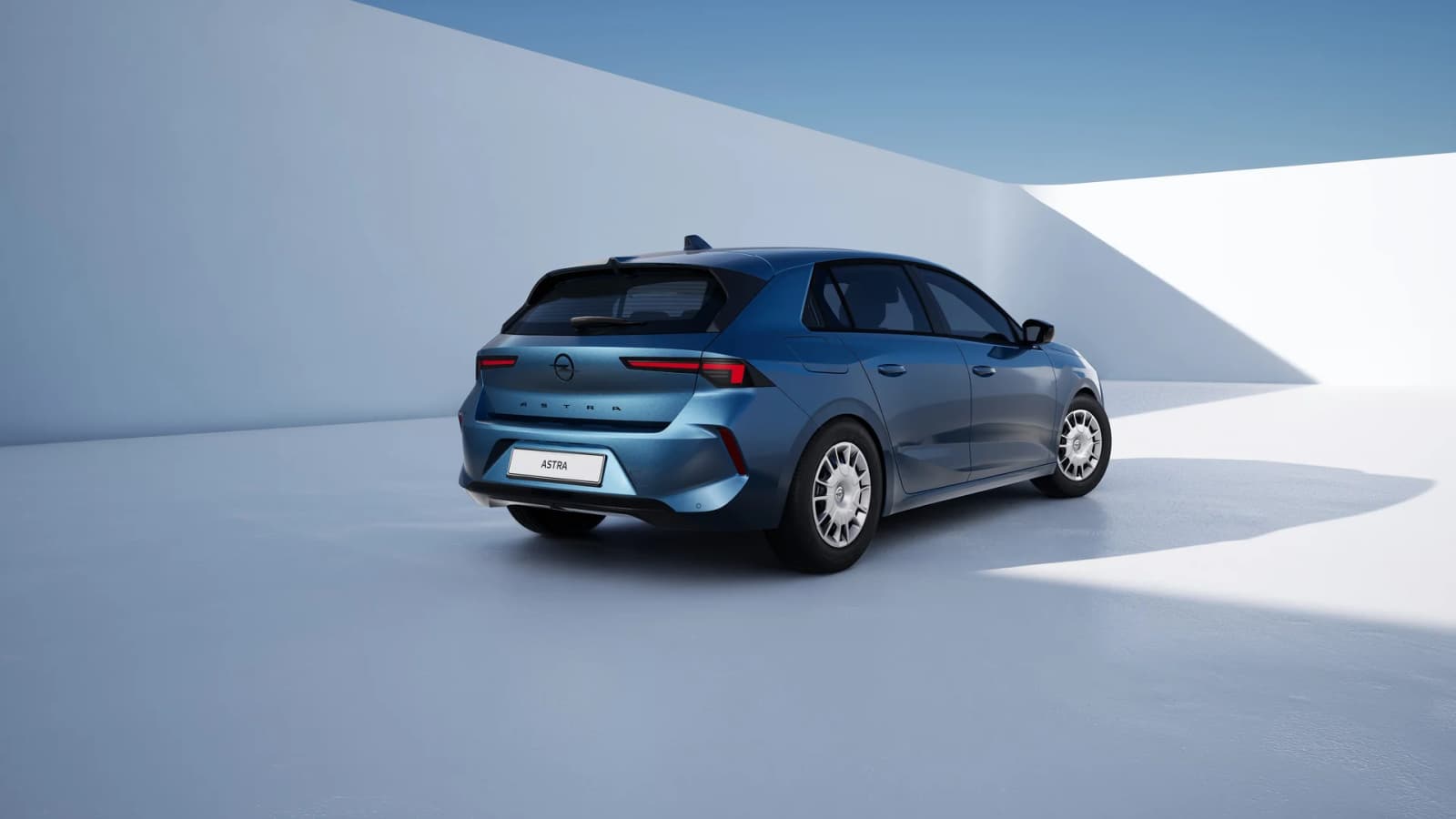 2026 Opel Astra Electric: Up to 454 km WLTP, From EUR 36,490 With New Start Trim