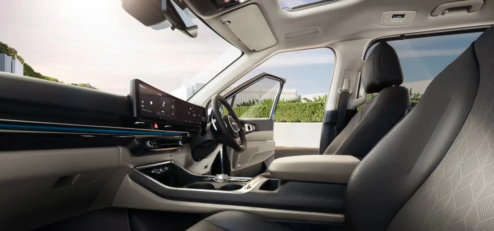 2027 Kia Carnival Hybrid: 241 hp, 33 mpg Combined, From $41,490