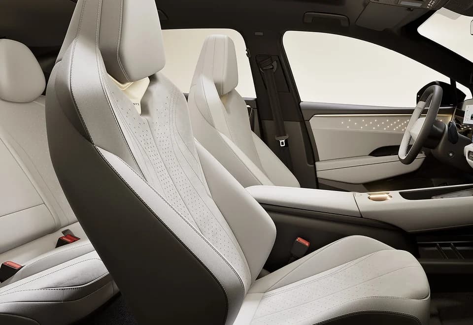 2027 Volkswagen ID. UNYX 07 and 06: 77.5 kWh Battery, Up to 670 km CLTC, From CNY 109,900