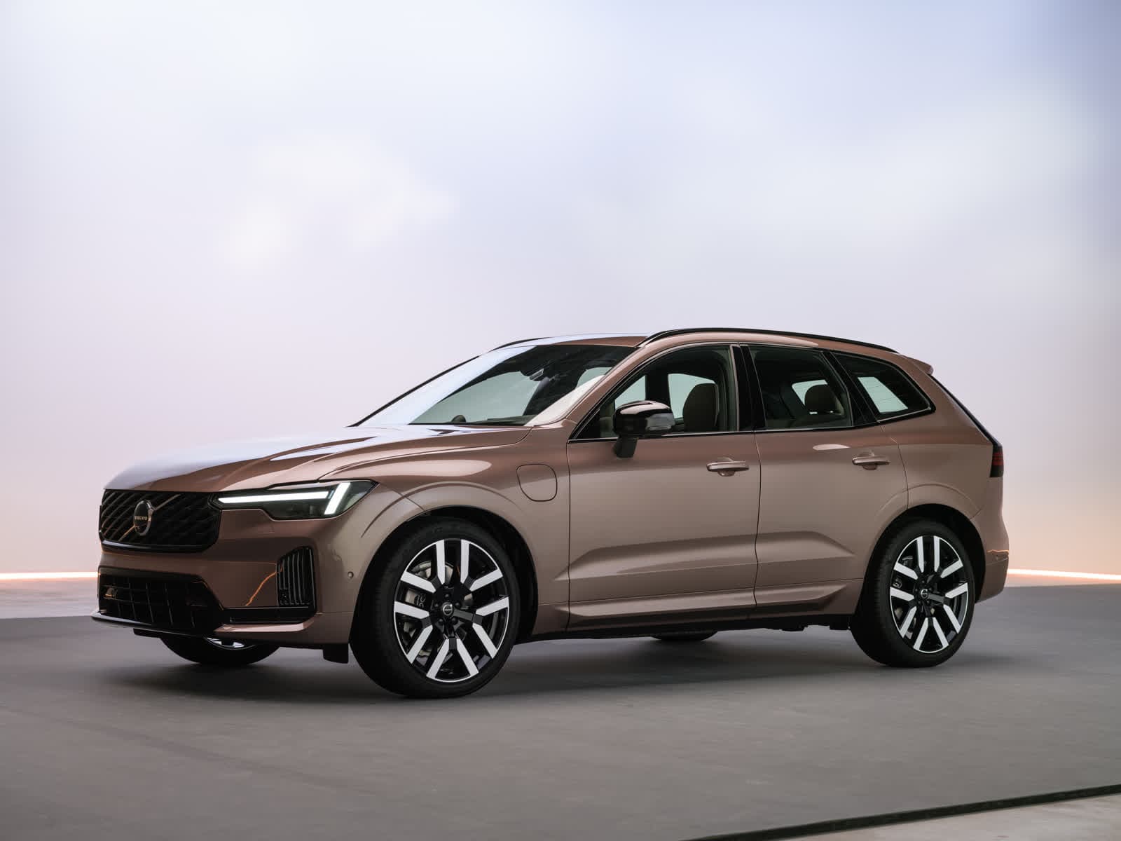 2027 Volvo XC60/XC90 Long-Range PHEV: Up to 200 km Electric Range