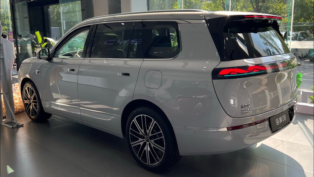 2026 BYD Sealion 08 PHEV: Flagship SUV Offers 5- or 6-Seat Layouts From $33,800