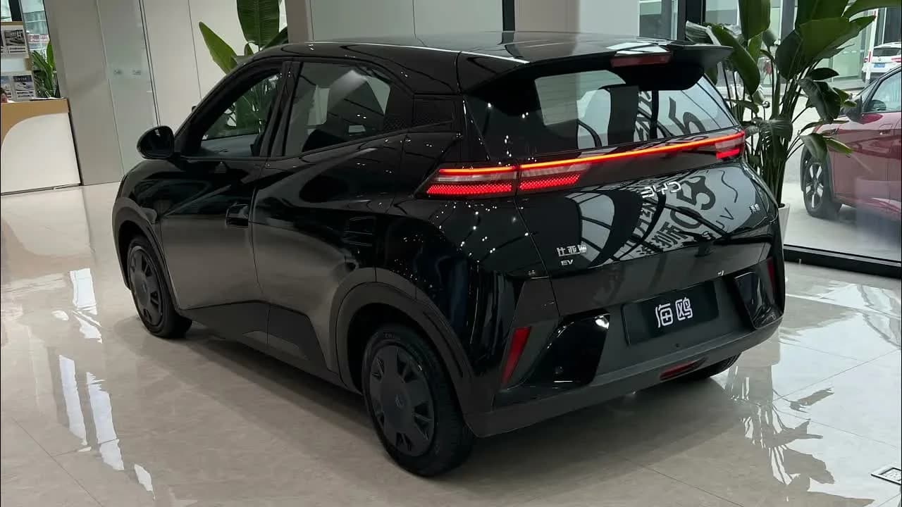 2026 BYD Seagull Refresh: First Sub-$15,000 EV With Optional LiDAR & 405 km Range From $10,300