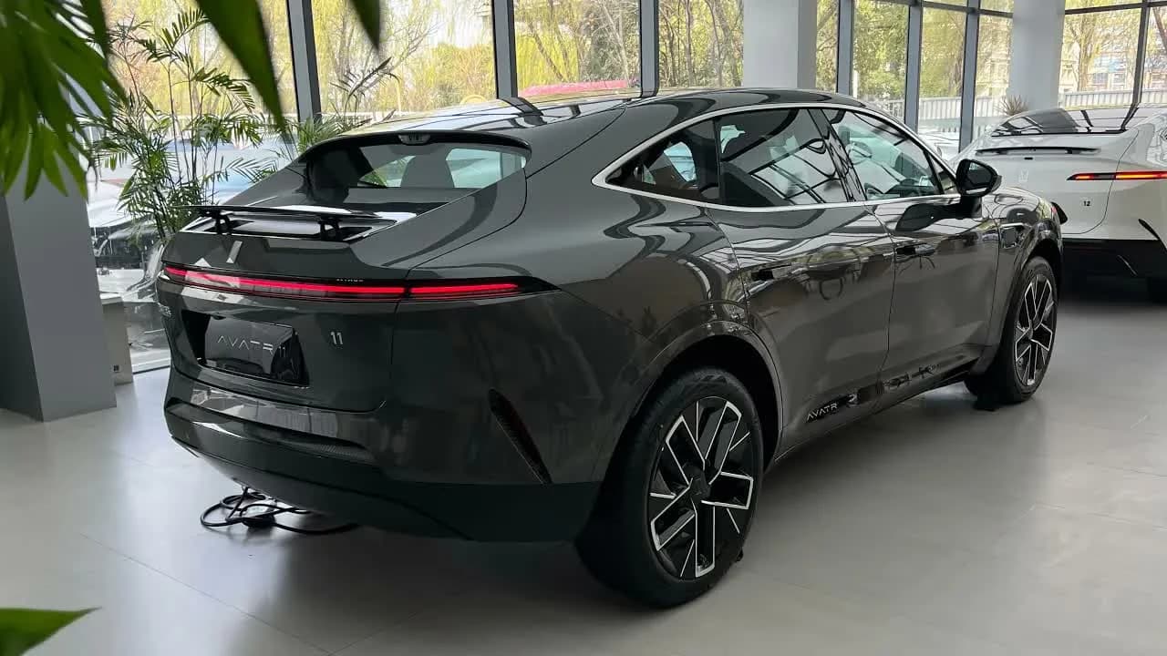2026 Avatr 11 REV Refresh: 1,065 km Combined Range Coupe-SUV With Huawei ADS 3.0 From $36,800