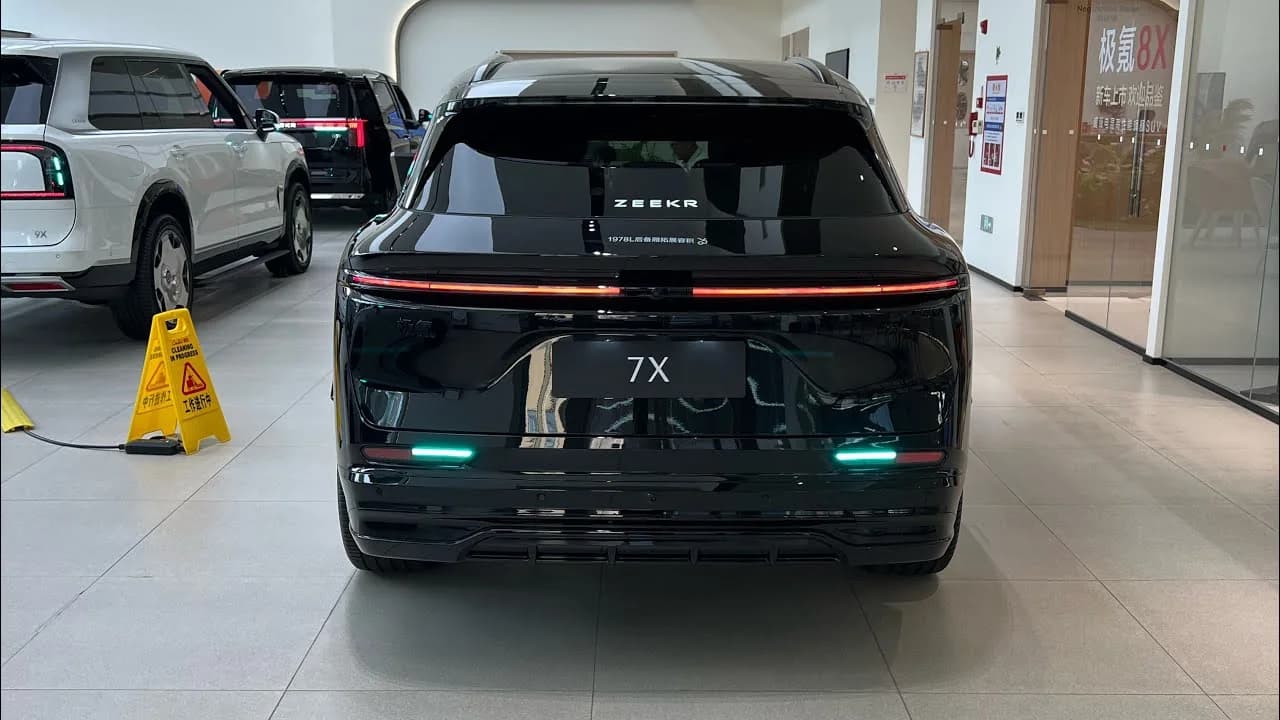 2026 Zeekr 7X: An 802 km, 900V Electric SUV With Standard LiDAR From ~$31,800