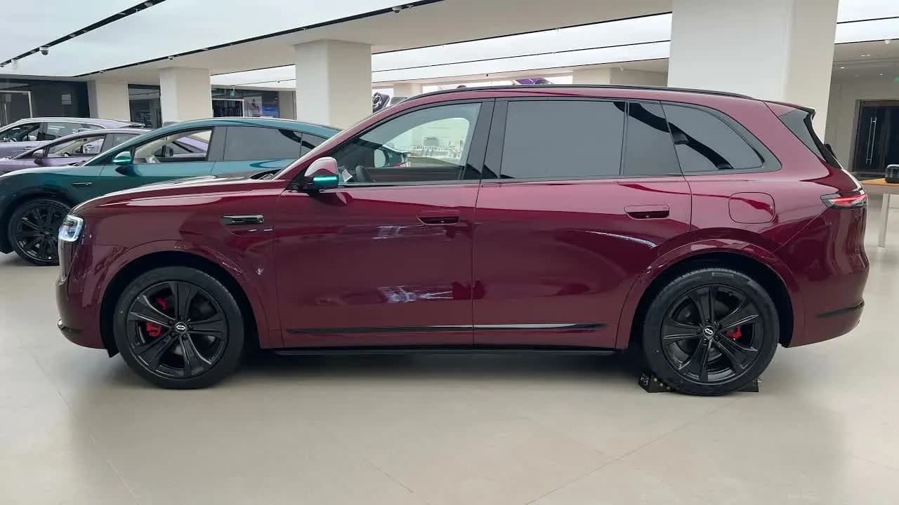 2026 AITO M7 Pro+ AWD: 526 HP REEV We Hadn't Covered, Real Price Near $35,000 - View 2