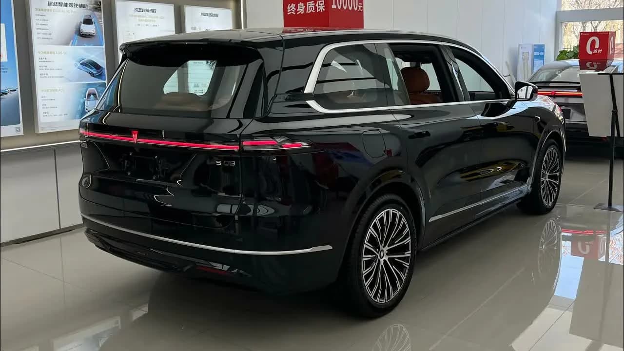 2026 Deepal S09: 1,210 km REV SUV Now Ships With an English Interface, From $34,300 - View 2