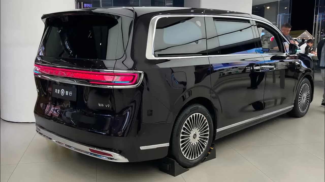 2026 Luxeed V9: Huawei-Tech Premium MPV With 1,250 km Range From $55,000