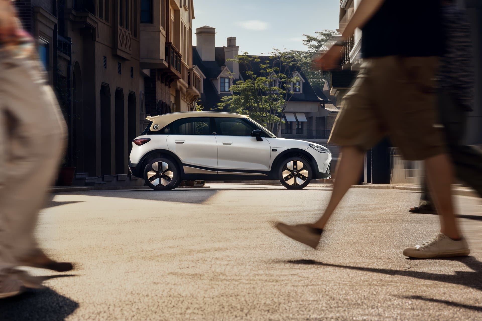 2026 Smart #1: Facelifted EV Adds 800V Charging From $22,100 - View 2