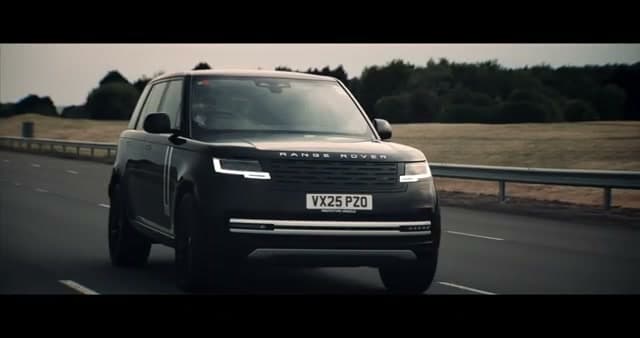 2027 Range Rover Electric: 542-HP Flagship SUV With Up to 372-Mile Range - View 2