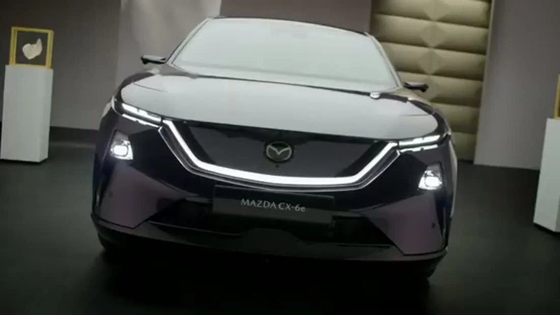 Mazda CX-6e: A Sleek 258-HP Electric SUV With Up To 484 km Range And A 26-Inch Display - View 2