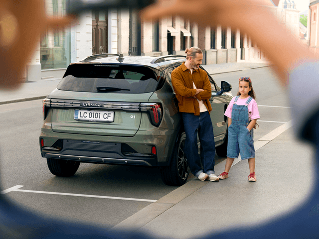 2026 Lynk & Co 01 EM-P: 276 HP Plug-In Hybrid Crossover Expands to Israel - View 2