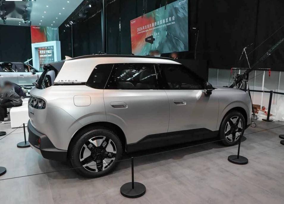 2026 Jetour Huanyouzhe: First Electric Box SUV, 369 HP AWD - View 2