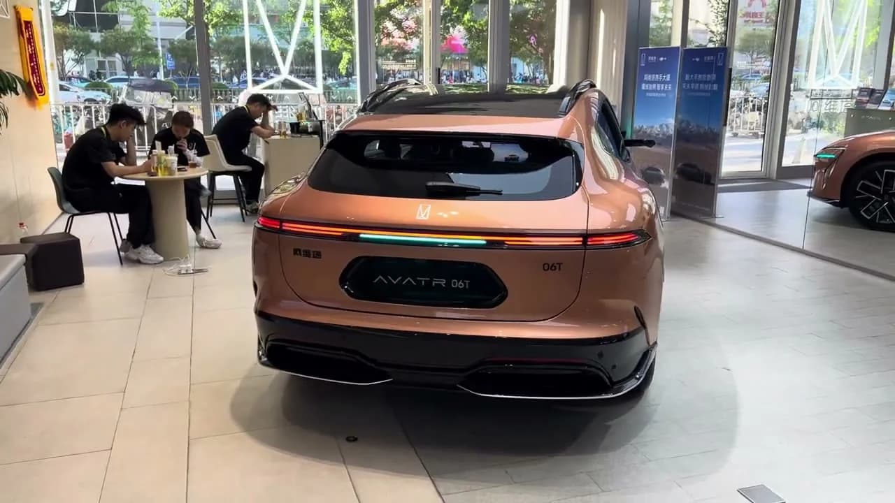 2026 Avatr 06T: 955 hp Huawei Wagon With 741 km Range From $31,700 - View 2
