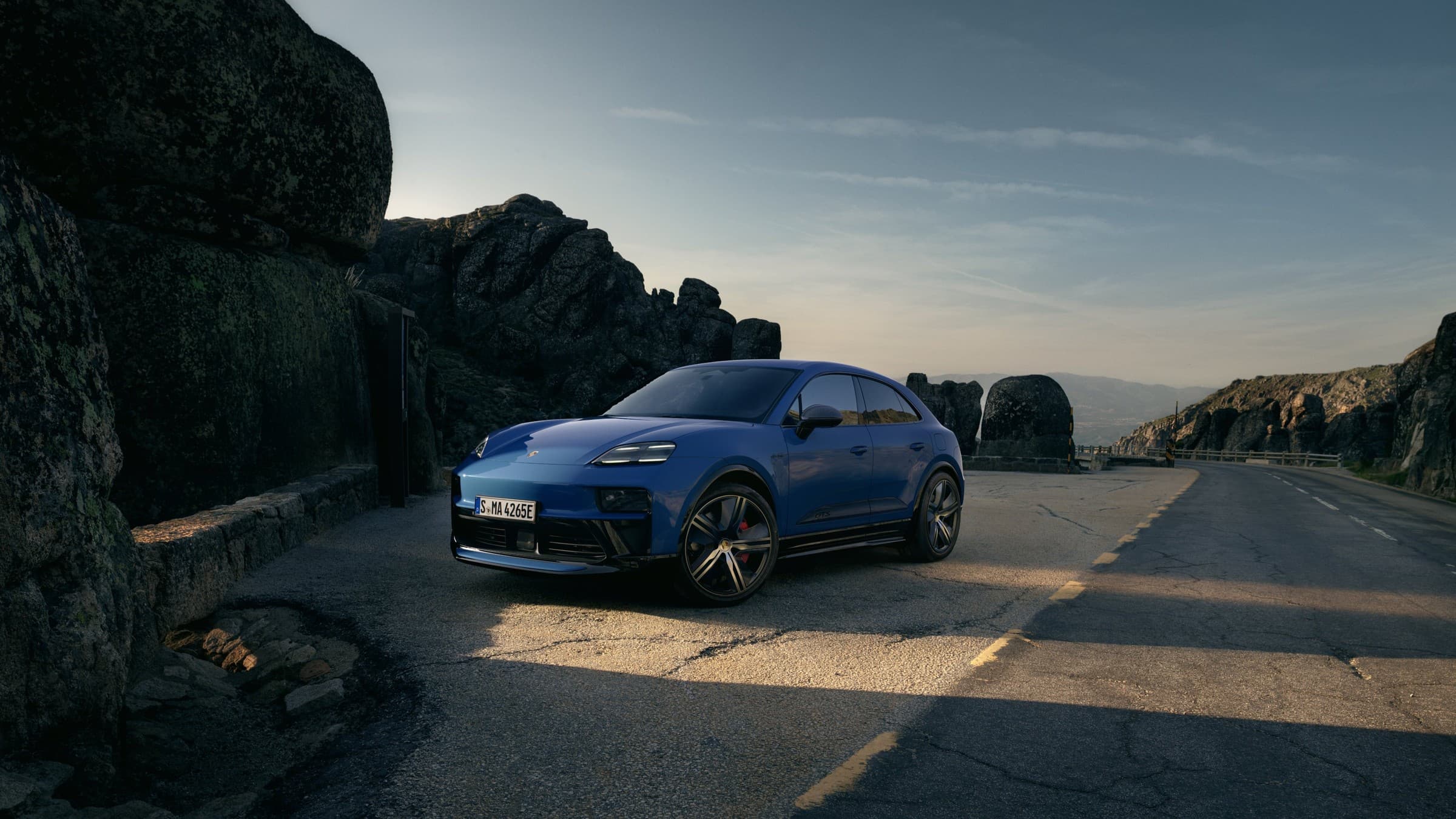 2027 Porsche Macan Electric: Up to 630 hp and 641 km WLTP From $80,300 - View 2