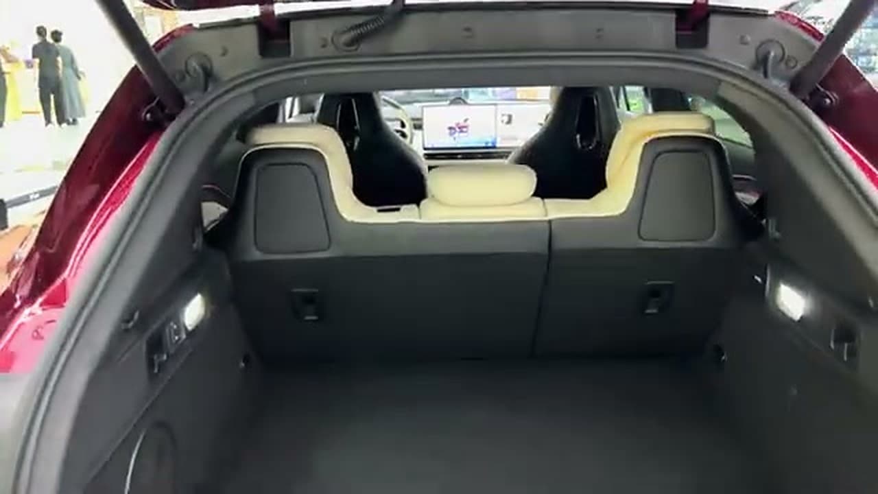 2026 Voyah Passion S: Xiaomi YU7 Rival With 4 LiDARs, Up to 740 km, From $34,300 - View 3