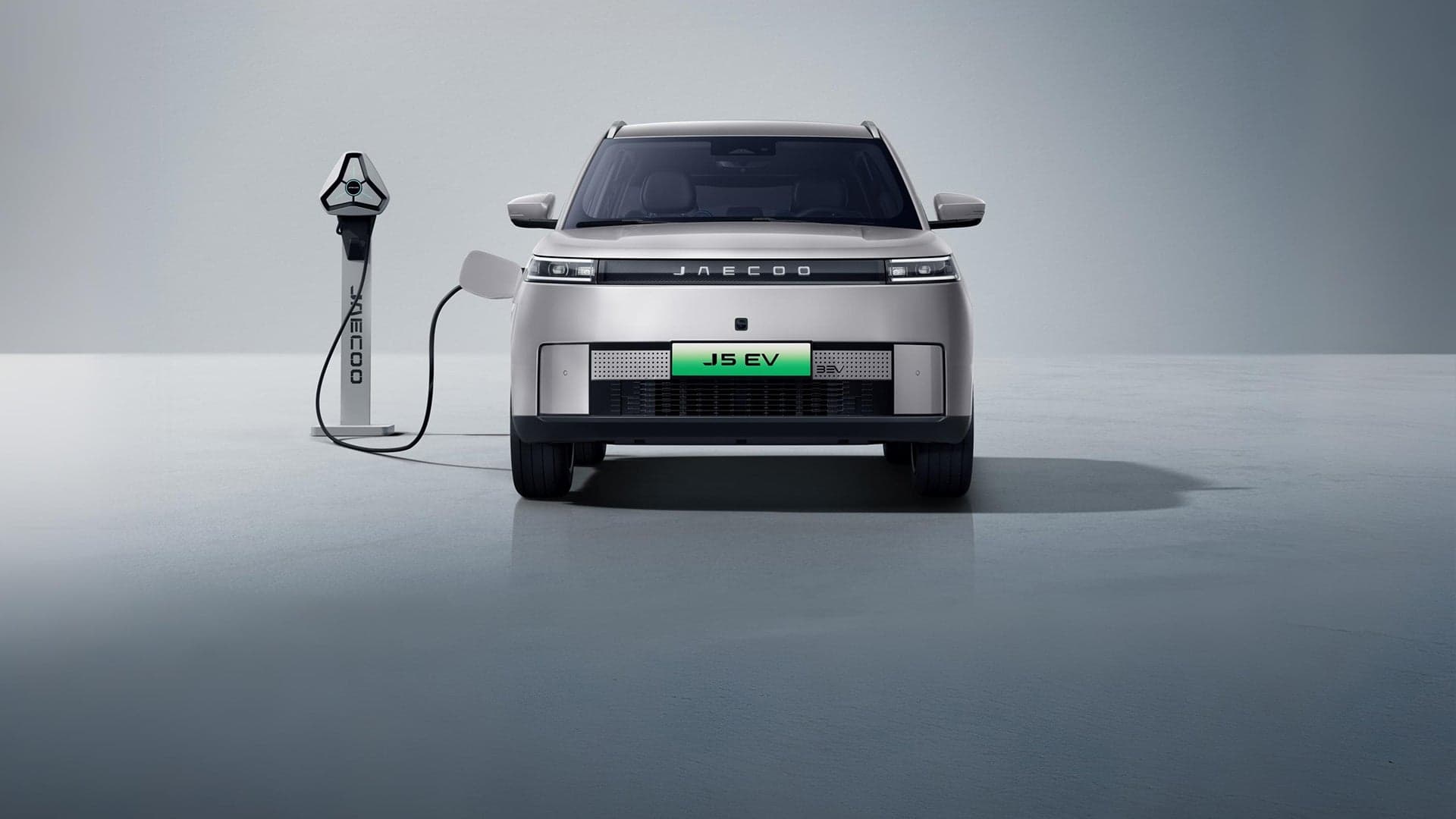 2026 Jaecoo J5 EV: Chery's Rugged Electric SUV Debuts From $29,150 - View 3