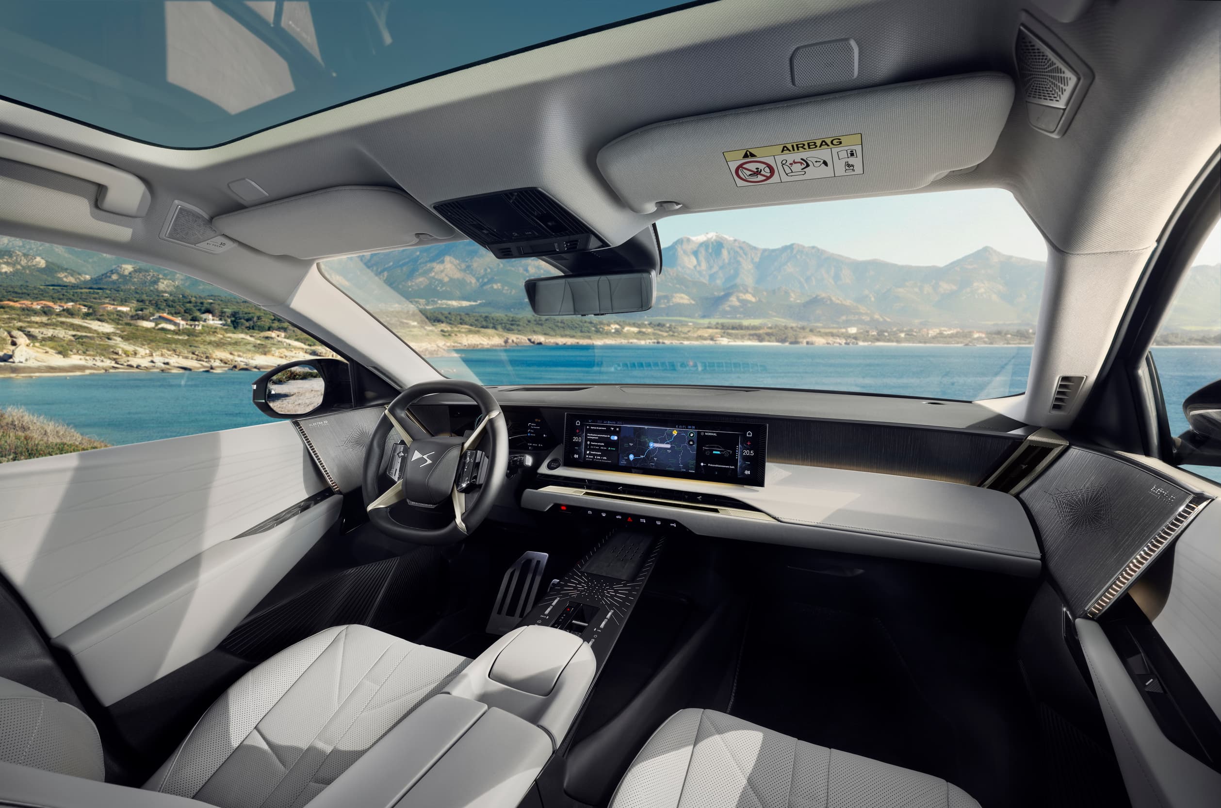 2026 DS N°7 E-Tense: Up to 345 hp, 740 km WLTP, 160 kW Charging - View 3