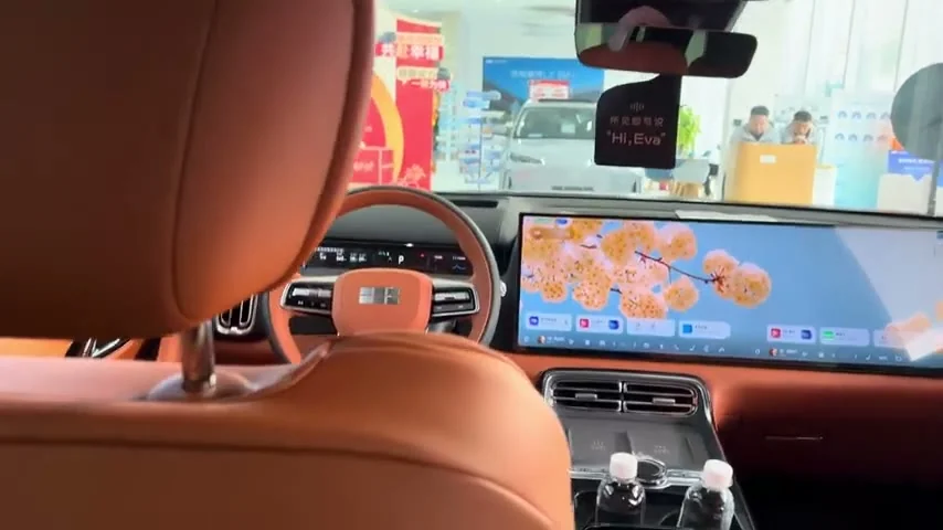 2026 Geely Galaxy M9: 6-Seat PHEV With 1,500 km Range From $24,470 - View 2